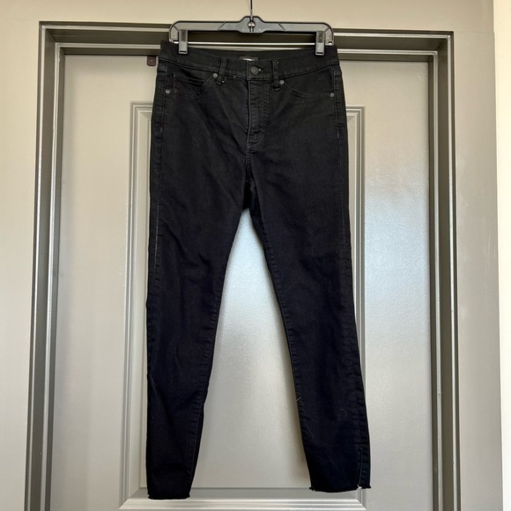 EUC Express Mid Rise Skinny Jeans Size 6
